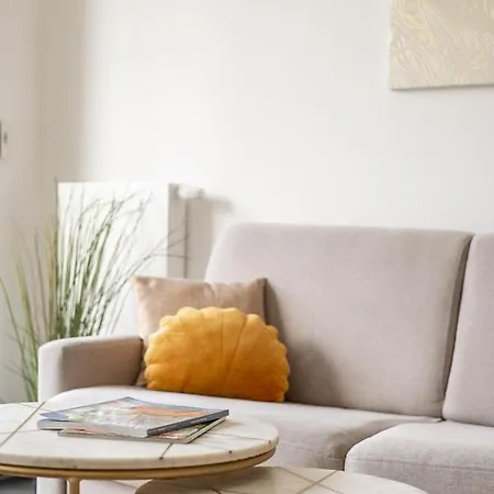 Apartment L'ambre - T2 Lumineux - Parking, Rer A, Disneyland Montevrain